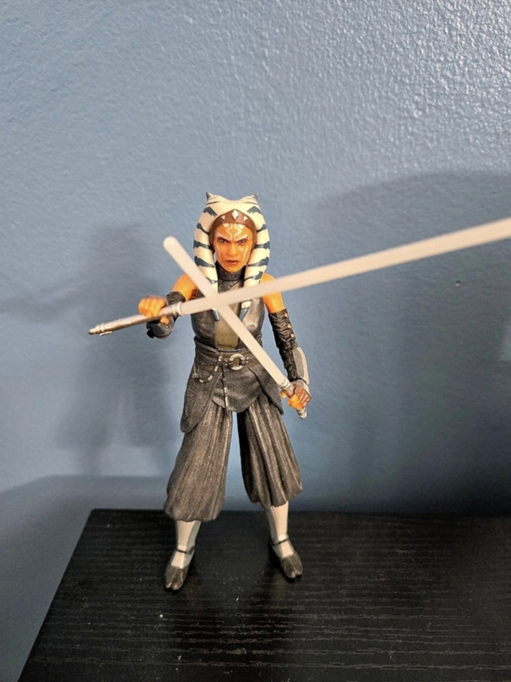 Hasbro Star Wars The Black Series Ahsoka Tano (Corvus) ) Action Figure